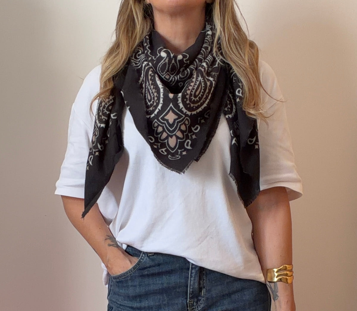 ÉCHARPE BANDANA NOIRE