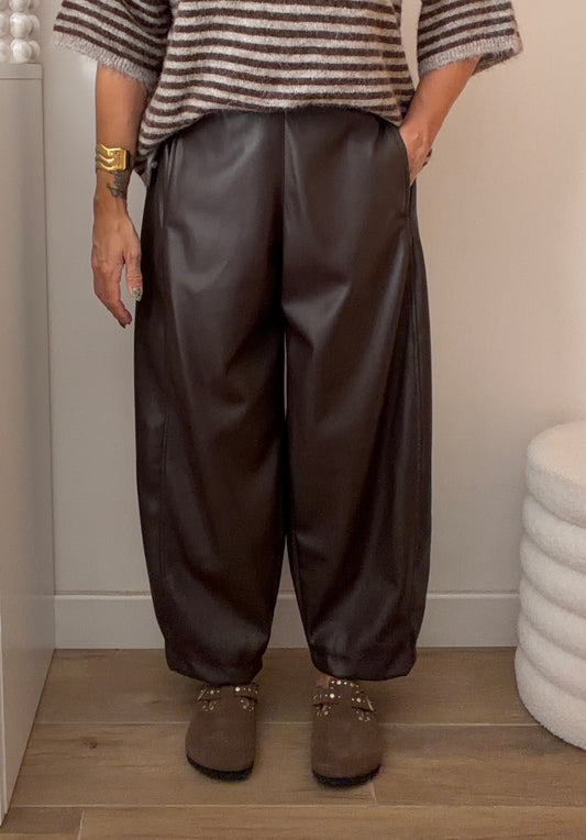 PANTALON BALLON SIMILI CHOCO + CEINTURE
