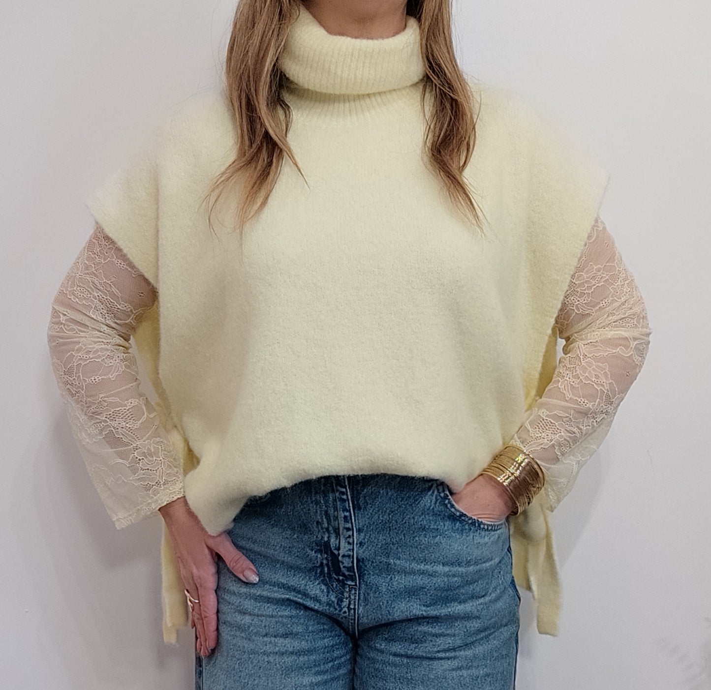 PULL CASSANDRE JAUNE