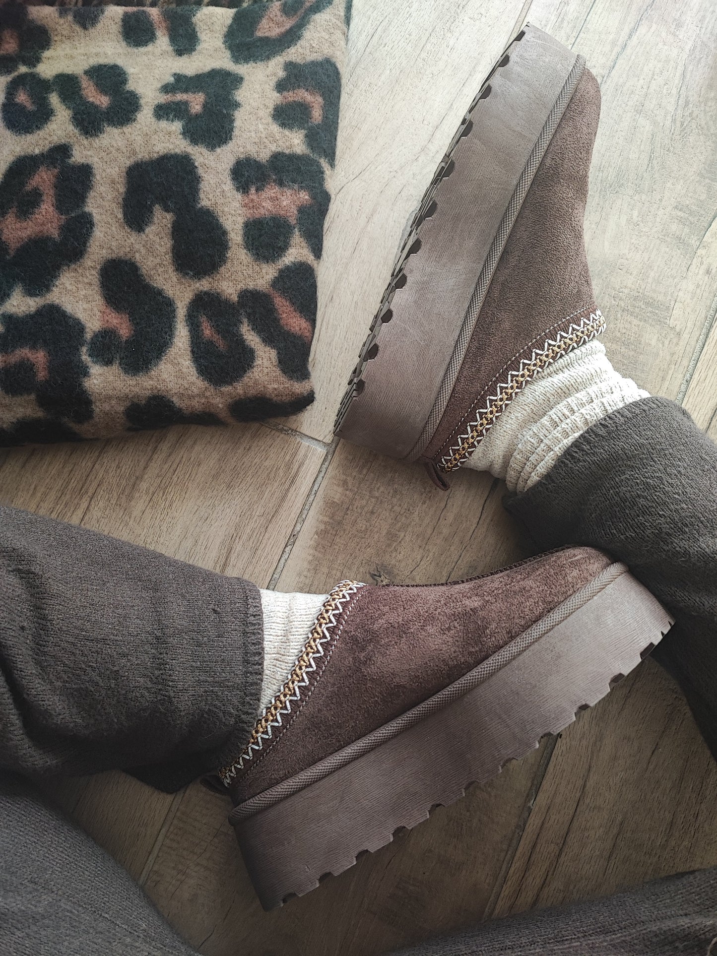 BOOTS CHOCO